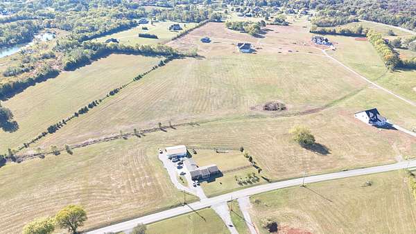 2 Acres of Residential Land for Auction in Murfreesboro, Tennessee