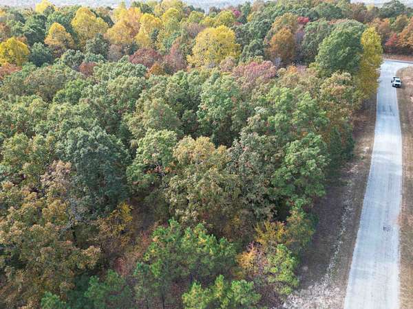 7.5 Acres of Land for Sale in Huntingdon, Tennessee