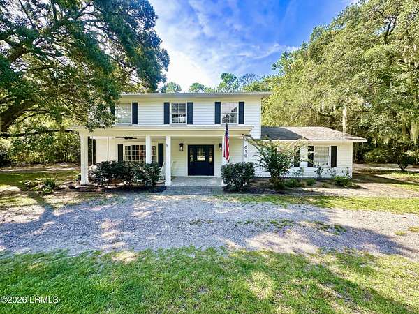 1.5 Acres of Land with Home for Sale in Beaufort, South Carolina
