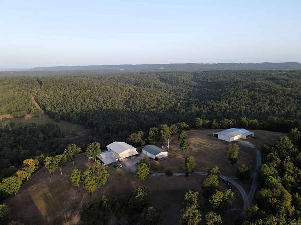 334 Acres of Recreational Land for Sale in Bee Branch, Arkansas