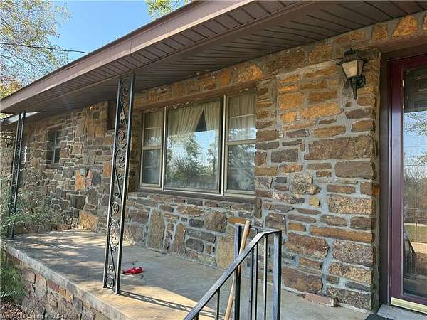 5 Acres of Land with Home for Auction in Alma, Arkansas