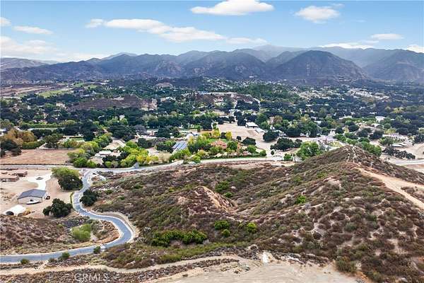 10 Acres of Land for Sale in Canyon Country, California