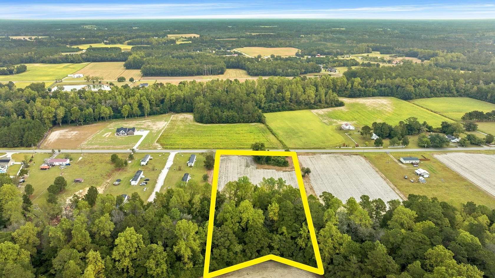 4 Acres of Residential Land for Sale in Loris, South Carolina