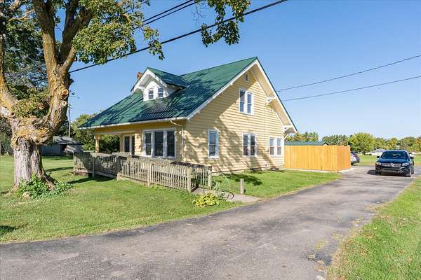 1.5 Acres of Land with Home for Sale in Sabina, Ohio