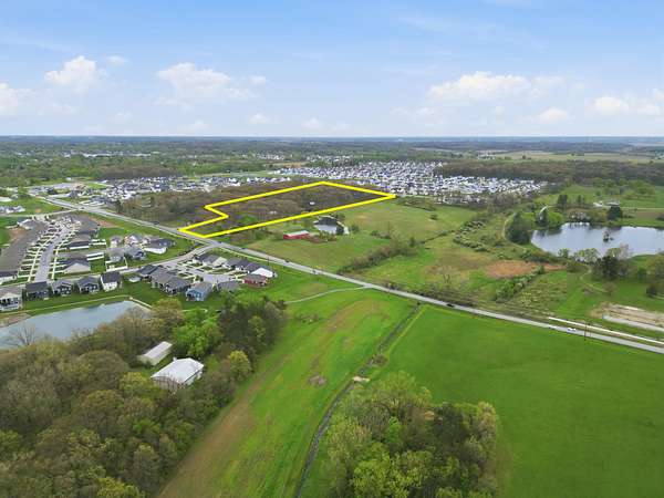 9 Acres of Residential Land for Sale in Winfield, Indiana