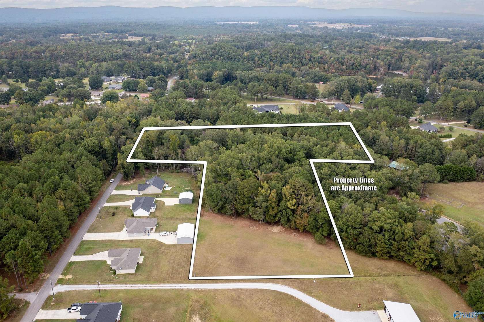 5 Acres of Land for Sale in Hokes Bluff, Alabama