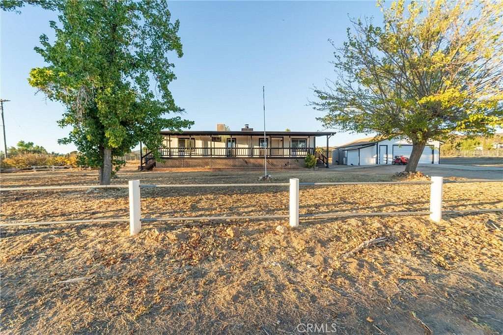 2.5 Acres of Land with Home for Sale in Anza, California