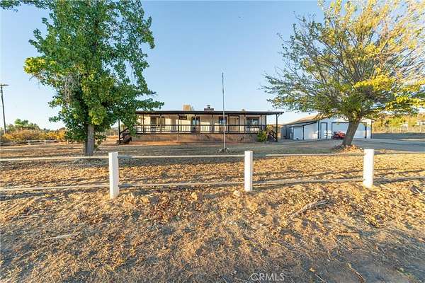 2.5 Acres of Land with Home for Sale in Anza, California