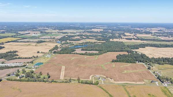 111 Acres of Land for Auction in Hickory, Kentucky