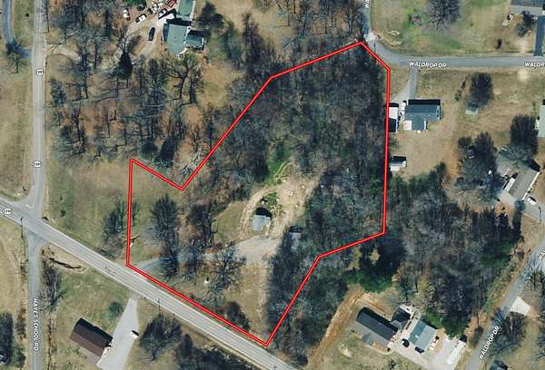 3 Acres of Residential Land for Auction in Mayfield, Kentucky