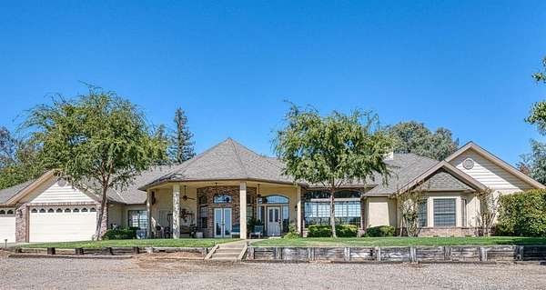 4.9 Acres of Land with Home for Sale in Clovis, California