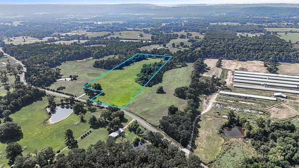 17.9 Acres of Land for Sale in Russellville, Arkansas