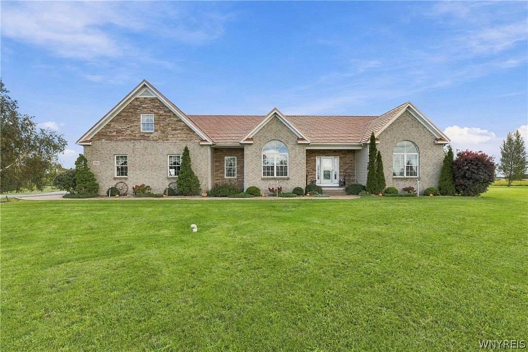50.4 Acres of Land with Home for Sale in Batavia, New York