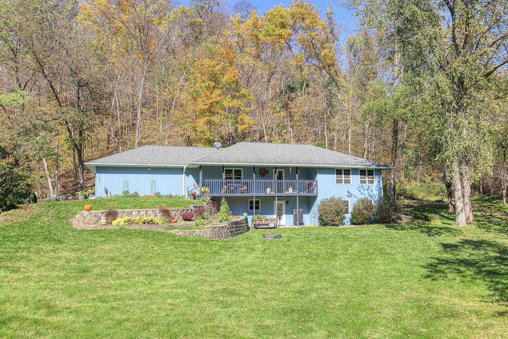 5.5 Acres of Land with Home for Sale in Richland Center, Wisconsin