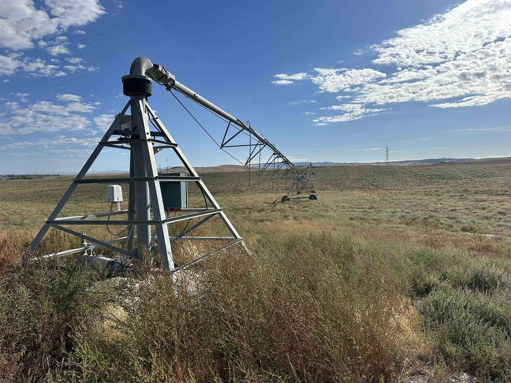 594 Acres of Agricultural & Residential Land for Sale in American Falls, Idaho