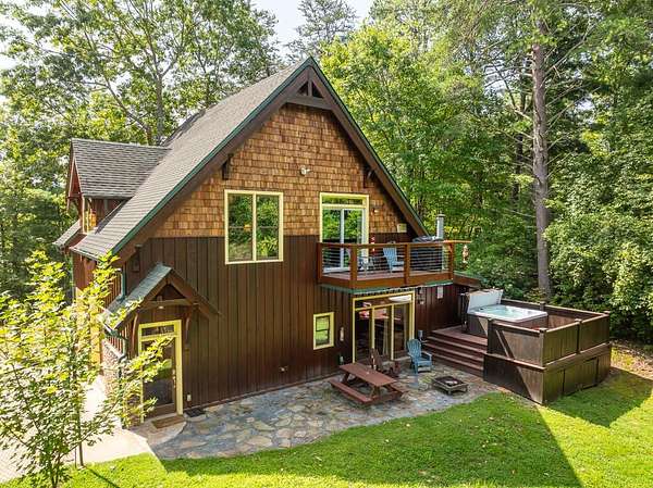 1.5 Acres of Land with Home for Sale in Blue Ridge, Georgia