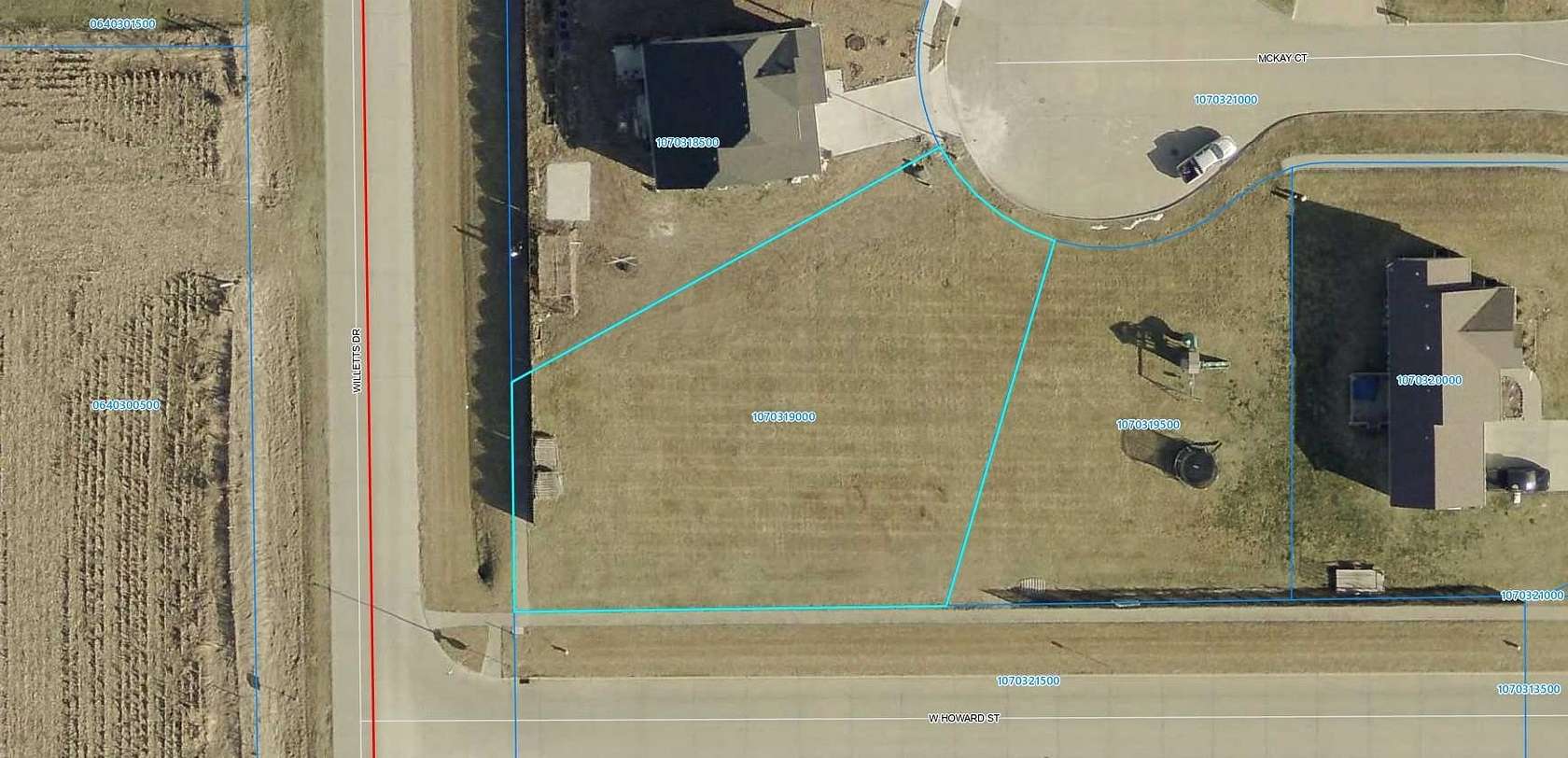 0.33 Acres of Residential Land for Sale in Knoxville, Iowa