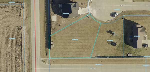 0.33 Acres of Residential Land for Sale in Knoxville, Iowa