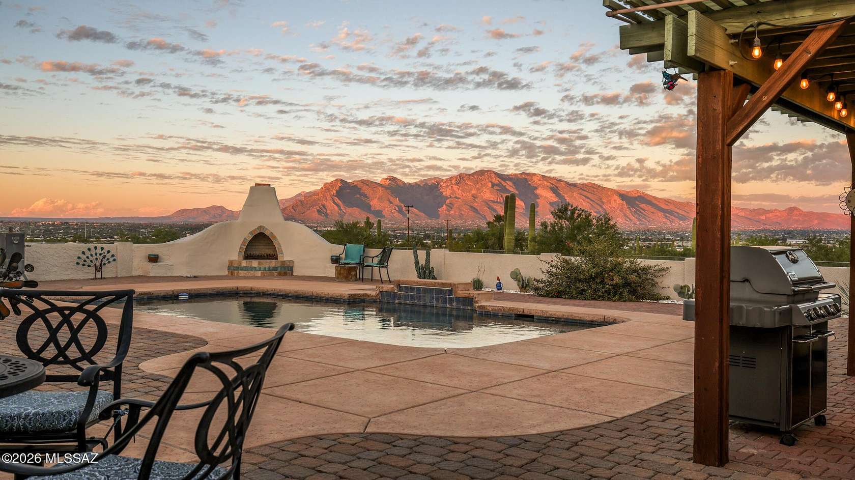 3.8 Acres of Land with Home for Sale in Tucson, Arizona