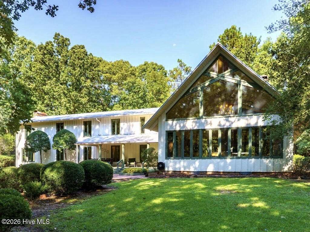 4.57 Acres of Land with Home for Sale in Southern Pines, North Carolina