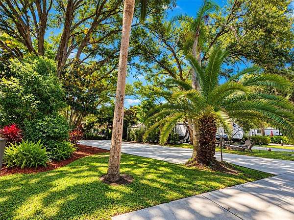 0.06 Acres of Land for Sale in Lake Wales, Florida