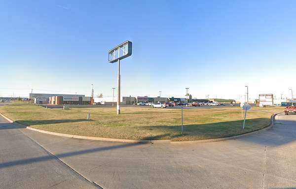 0.27 Acres of Commercial Land for Sale in Tulsa, Oklahoma