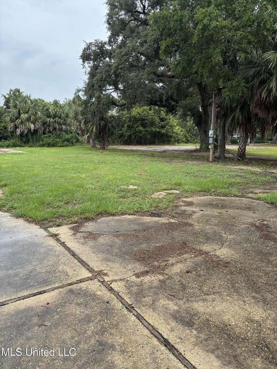 0.24 Acres of Commercial Land for Sale in Gulfport, Mississippi