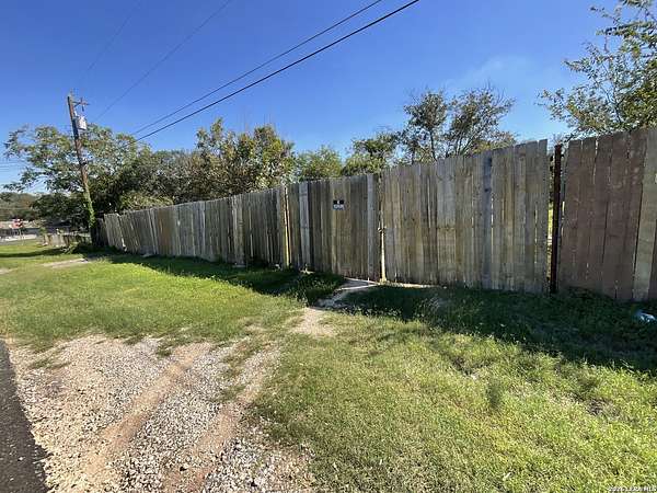 0.37 Acres of Land for Sale in San Antonio, Texas