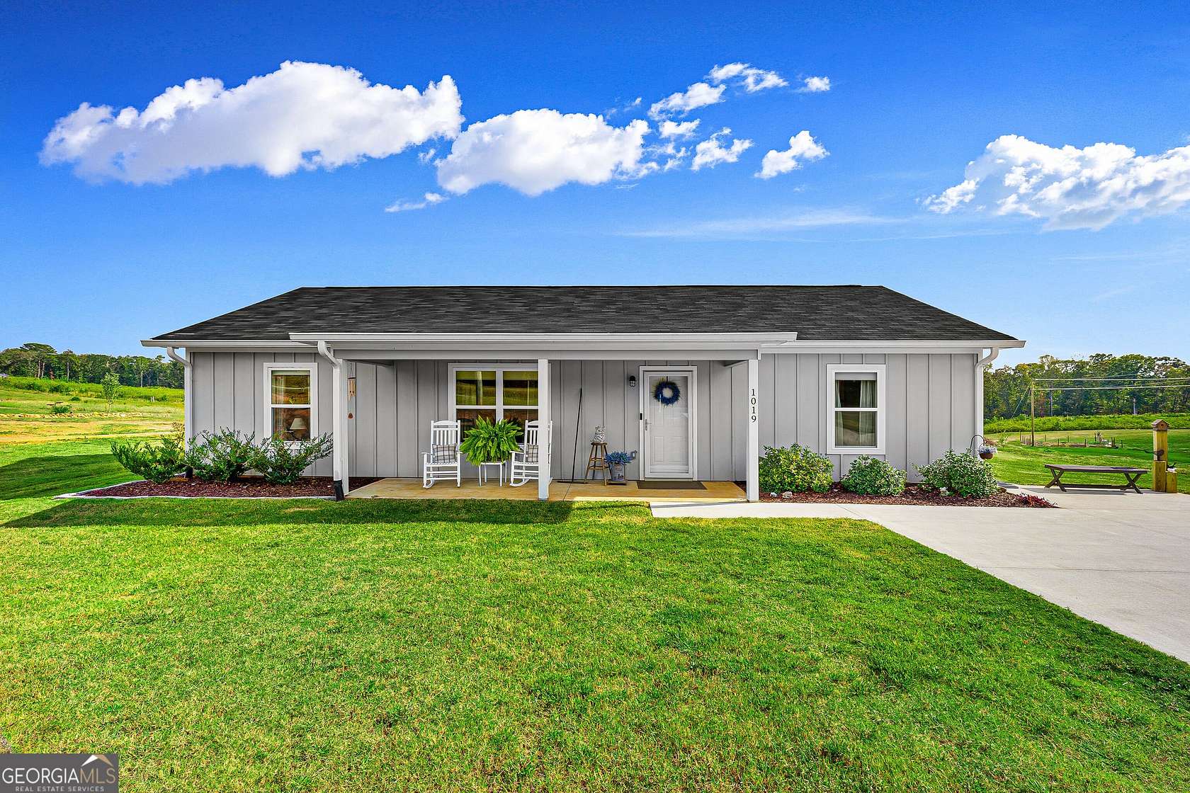 2.12 Acres of Land with Home for Sale in Bowman, Georgia