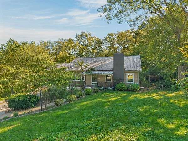 1.5 Acres of Land with Home for Sale in Excelsior Springs, Missouri