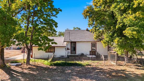 2 Acres of Land with Home for Sale in Grand Junction, Colorado