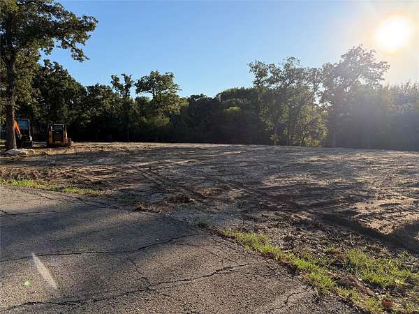1.5 Acres of Residential Land for Sale in Joshua, Texas