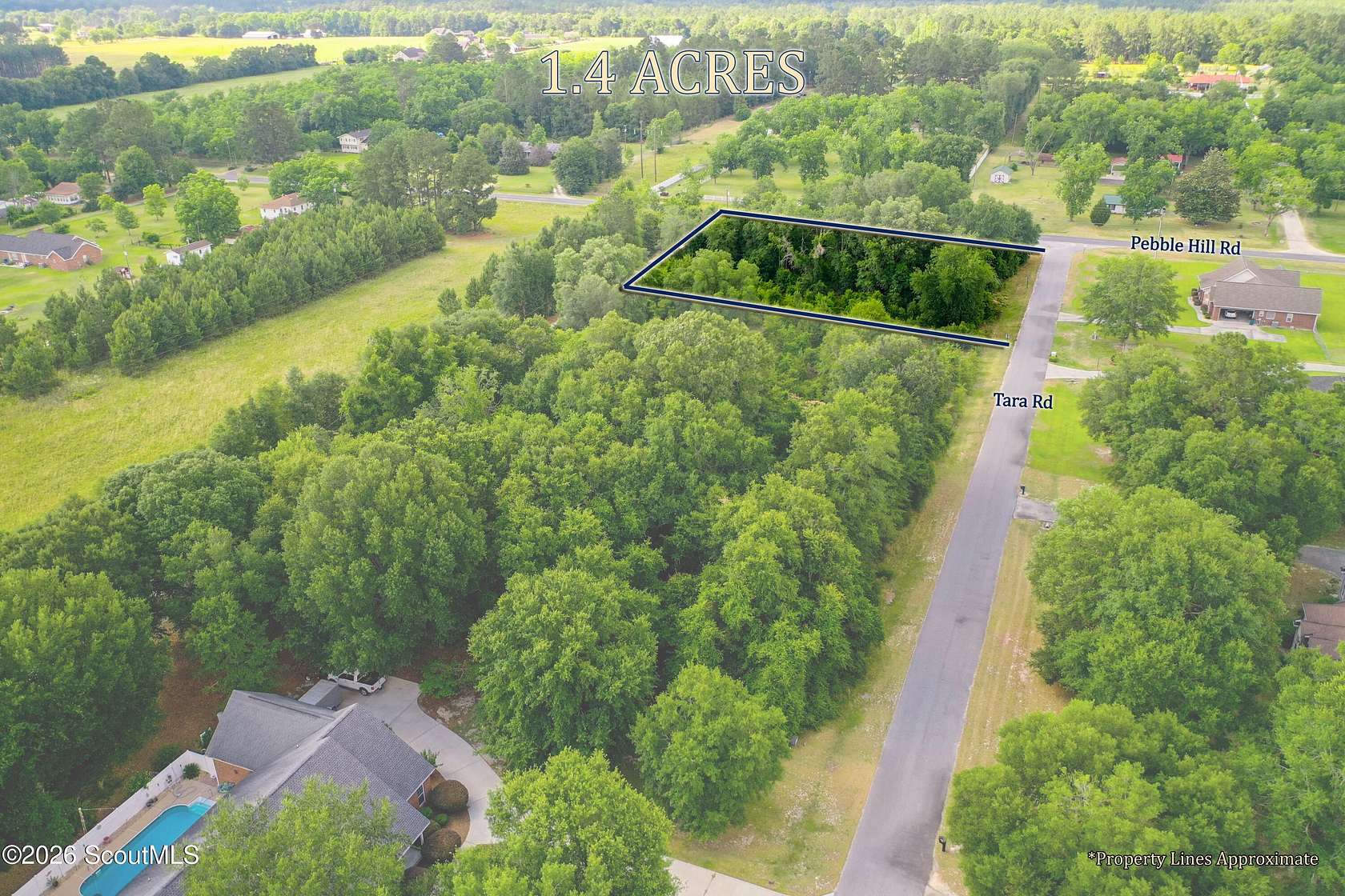 1 Acre of Residential Land for Sale in Waycross, Georgia