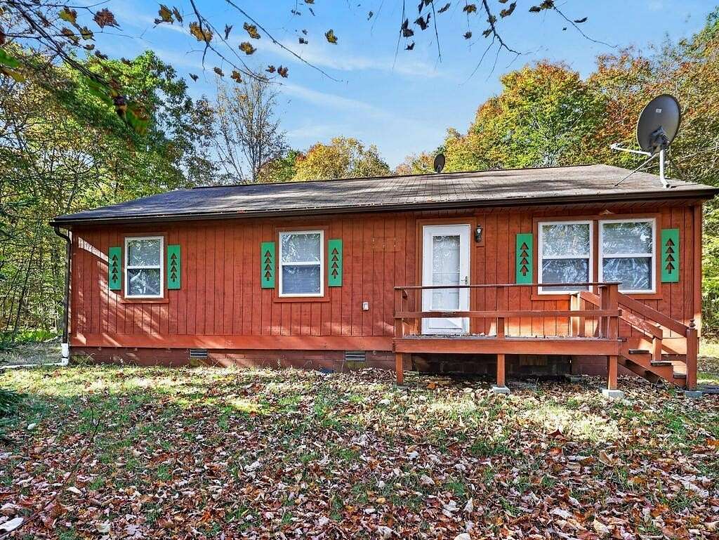 12.4 Acres of Recreational Land with Home for Sale in New Albany, Pennsylvania