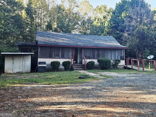 4 Acres of Land with Home for Sale in Franklin, Georgia
