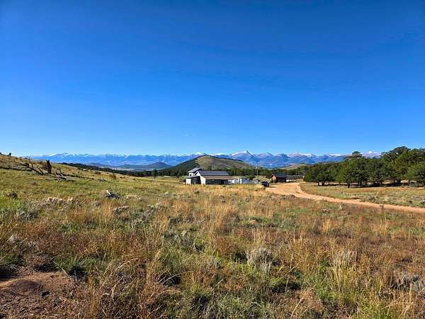 5.58 Acres of Land for Sale in Cotopaxi, Colorado