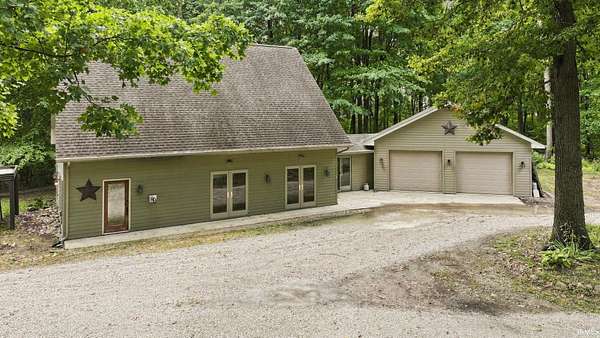 15.3 Acres of Land with Home for Sale in North Manchester, Indiana