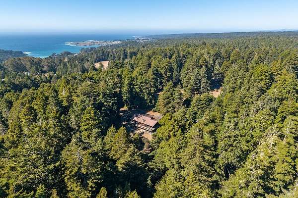10 Acres of Recreational Land with Home for Sale in Mendocino, California