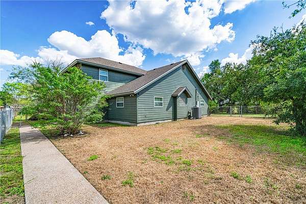 9.77 Acres of Land with Home for Sale in Kingsville, Texas