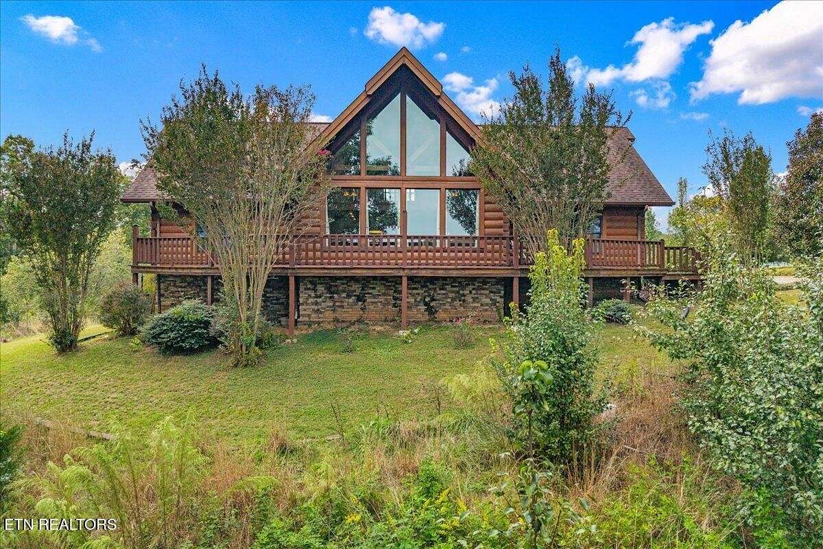 10.5 Acres of Land with Home for Sale in Athens, Tennessee