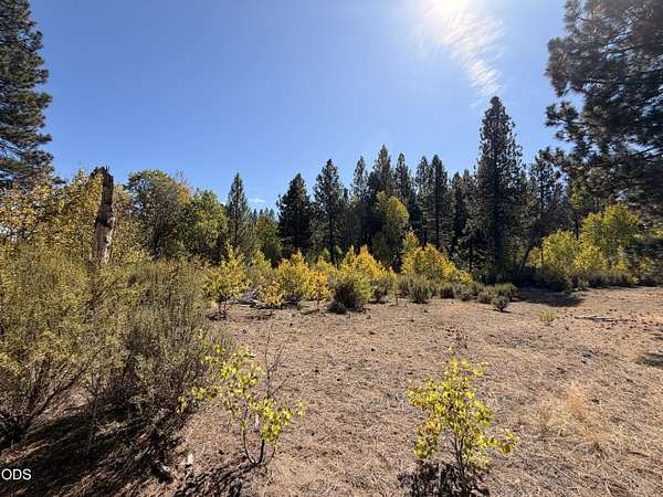 4.89 Acres of Residential Land for Sale in Chiloquin, Oregon