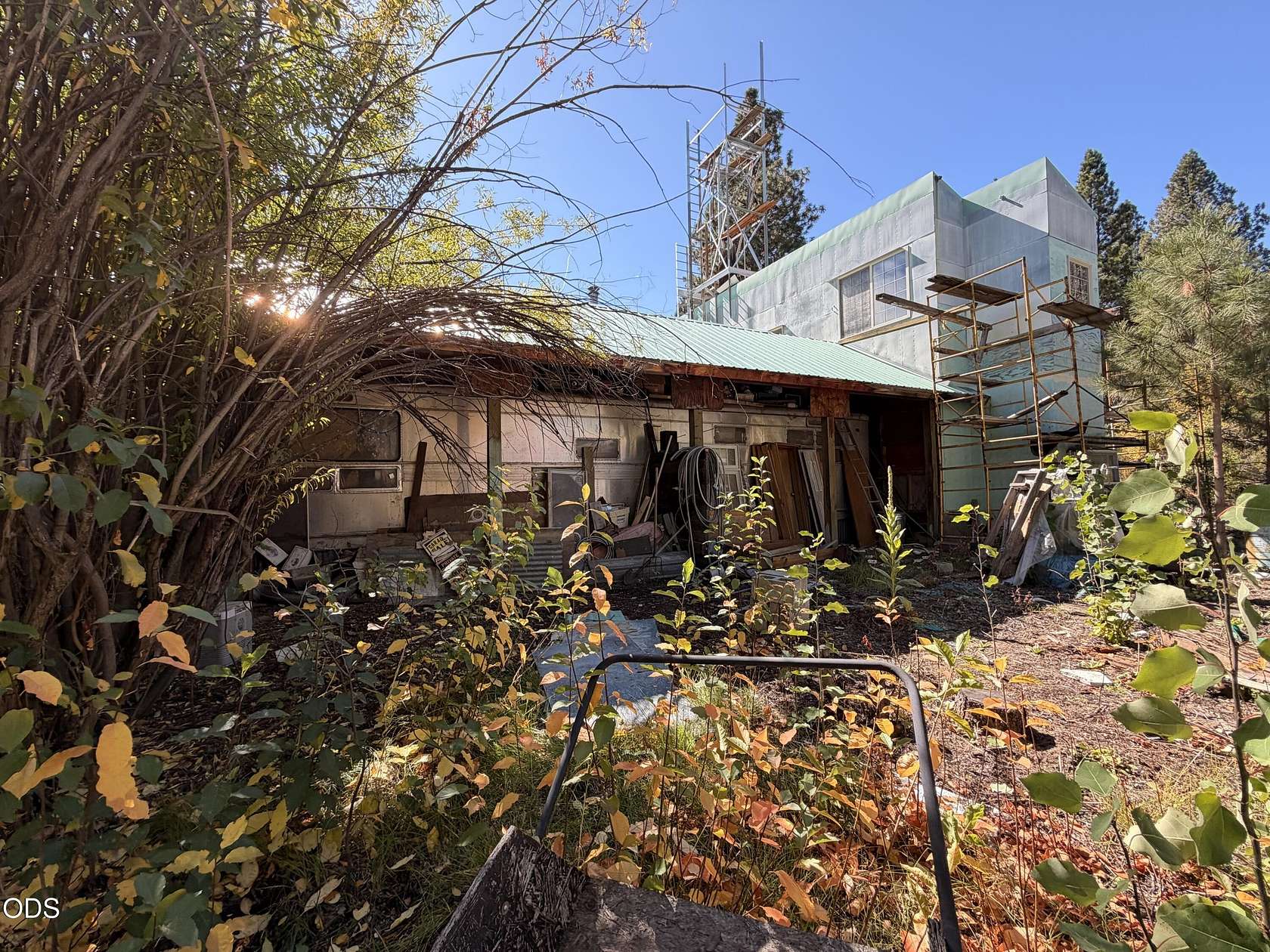 1.7 Acres of Land with Home for Sale in Chiloquin, Oregon