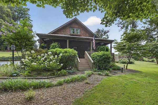 3.2 Acres of Land with Home for Sale in Meadowview, Virginia