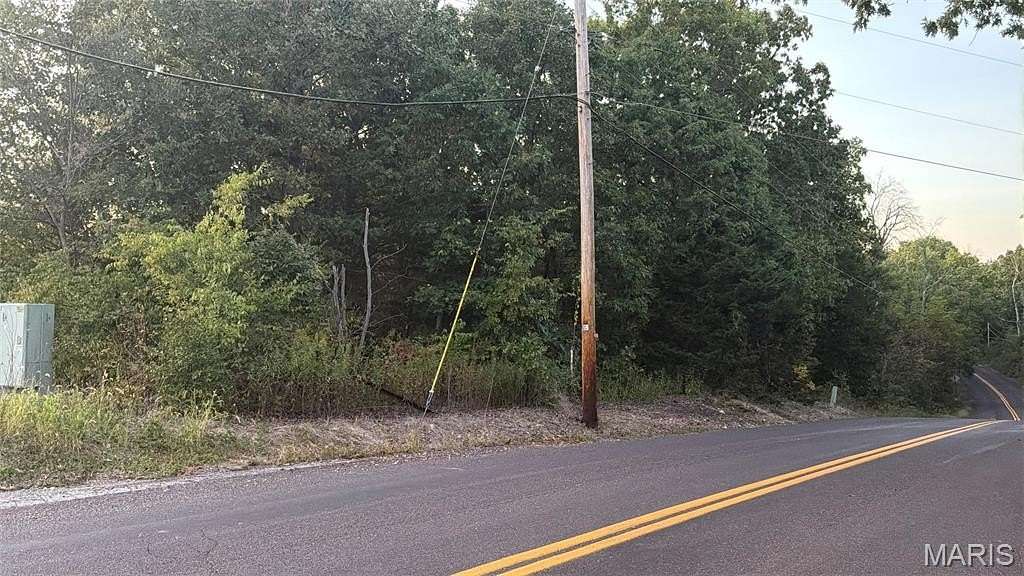 3.25 Acres of Residential Land for Sale in Hillsboro, Missouri