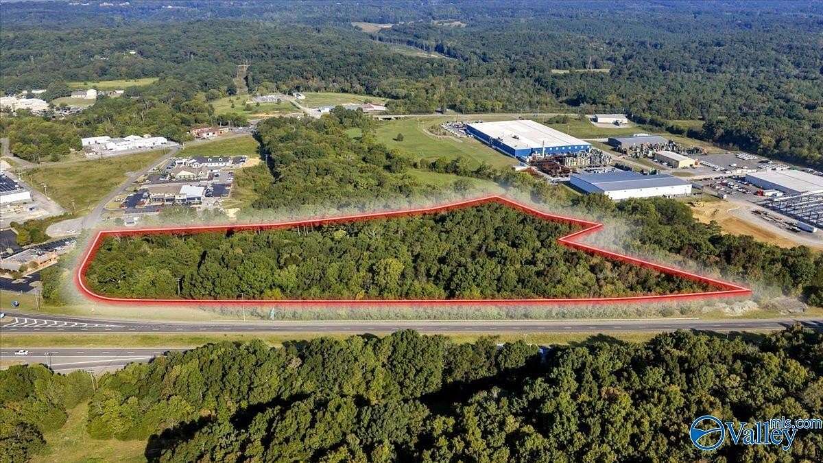 11 Acres of Improved Commercial Land for Sale in Fort Payne, Alabama