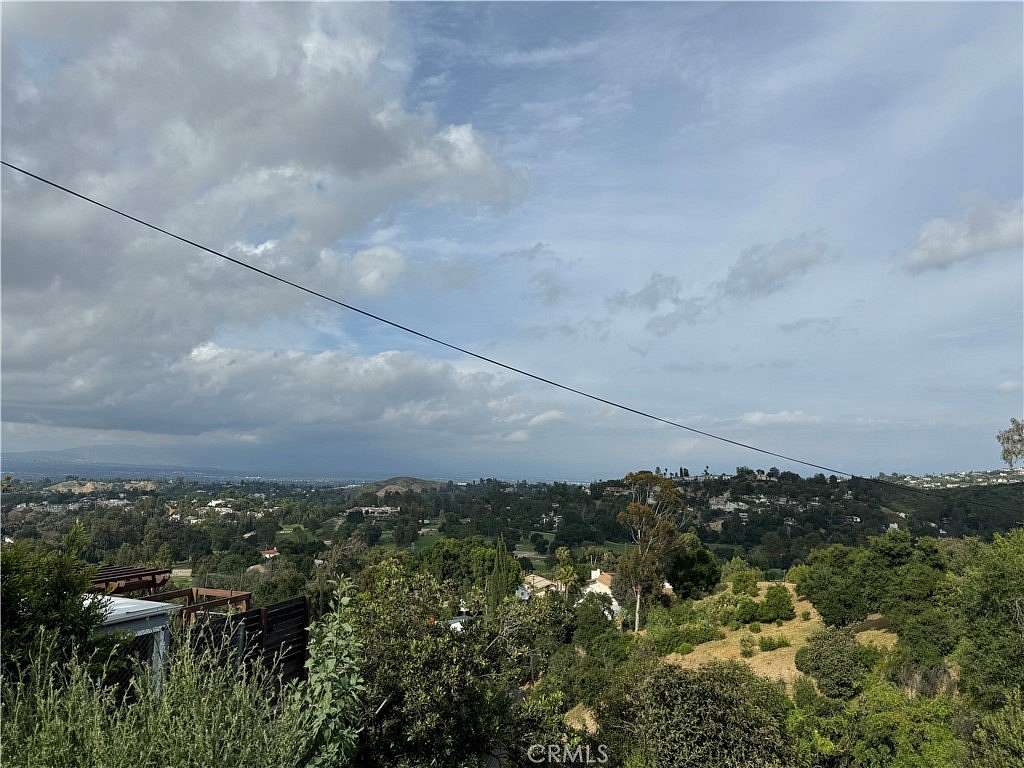 0.06 Acres of Residential Land for Sale in Woodland Hills, California