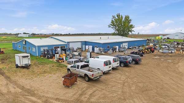 5 Acres of Improved Commercial Land for Sale in Ipswich, South Dakota