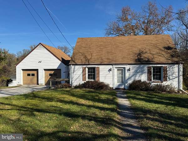 3.59 Acres of Land with Home for Lease in Parkville, Maryland