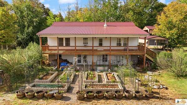 7.63 Acres of Land with Home for Sale in Hardyville, Kentucky
