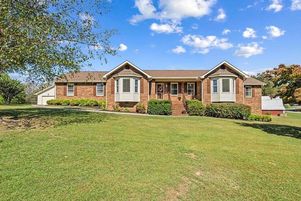 1.5 Acres of Land with Home for Sale in Ringgold, Georgia